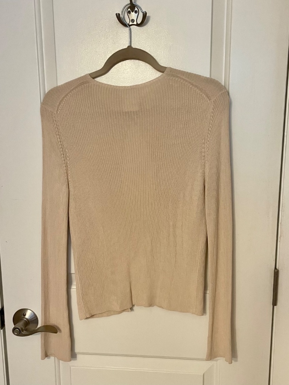 Chanel Vintage 02P Karl Lagerfeld Printemps Ribbed Knit Cardigan Beige CC Button - Picture 3 of 13